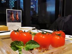 番茄脆菇沙拉-小大董·烤鸭(五棵松店)
