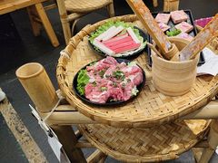 -卤校长重庆火锅(恒隆广场店)