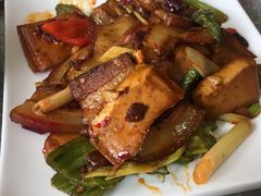 -鸿图餐厅(云峰花园店)