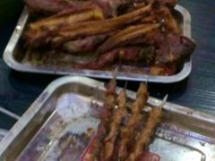 -识途抓饭馕坑肉烤羊排(圣果名苑店)