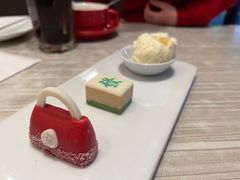 -必胜客(证大大拇指店)