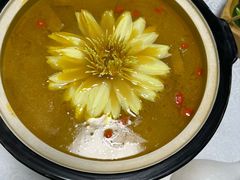 八功德水松茸汤-福慧慈缘素食餐厅(王府井店)