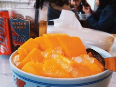 芒果牛奶冰-堂屋糖水店(愚园店)