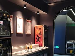 -唯爱KTV聚会餐厅(仙林东城汇店)