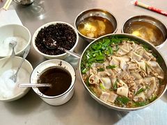 -正宗杨记普洱酸醋米线(总店)