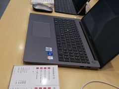 -华为智能生活馆(上海中山公园龙之梦)