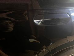 -鲨鱼皮汽车凹陷玻璃修复(静安店)