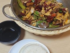 -拿渡麻辣香锅(世茂广场·工三店)