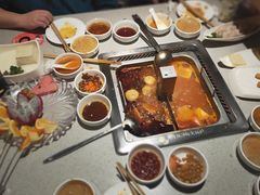 -海底捞火锅(明湖路店)
