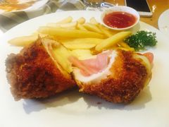 -兰特伯爵西餐厅·啤酒屋(方庄店)