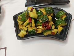 -云晓光头烧烤吧(德平路店)