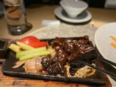 -穹六人间 people 6(岳阳路店)