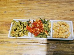 -湘人龙记老长沙米粉(鸟巢店)
