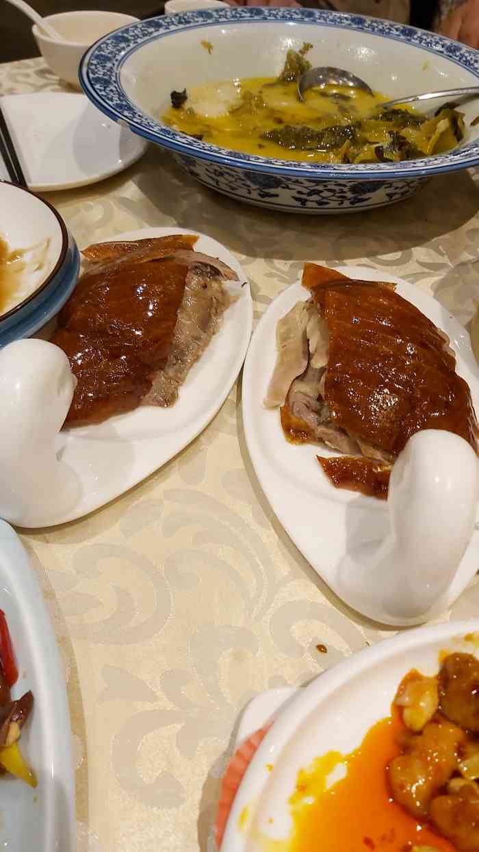 便宜坊烤鸭店(中粮万科长阳半岛店)-"菜品一般,服务员说烤鸭大概要等