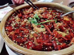 石锅麻辣牛蛙-有璟阁港式餐厅(国贸商城店)