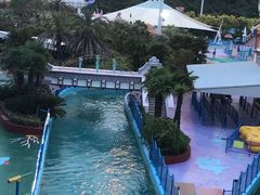 -平湖九龙山乐满地水上乐园