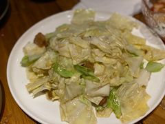 油渣炒莲白-十三式重庆江湖菜(金茂览秀城店)