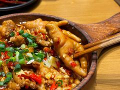 糯叽叽香辣鸡爪-乐乐大排档·30年老字号(浙江路店)