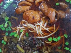 -小龙大肉面馆