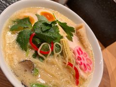 特制鸡白汤黑松露拉面-篝拉面(银座店)