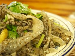 -闯关东东北农家菜(崂山石老人店)
