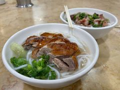 烧鹅濑粉-杞兴东莞烧鹅