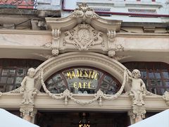 -Majestic Café