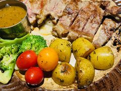 -半秋山西餐厅(范湖万达广场店)