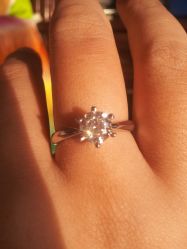 -威德钻石-克拉钻大本营(南京东路店)