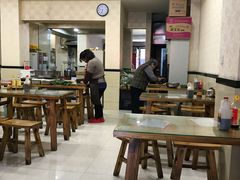 大堂-东北熏肉大饼(大学南路店)