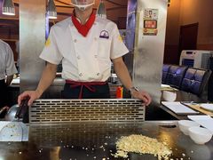 -利昂法式铁板主题餐厅(新奥购物中心店)