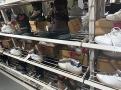 -唯品会(北京国瑞城店)