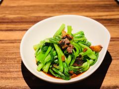 鲮鱼油菜苗-太二酸菜鱼(广州IFC国金天地店)