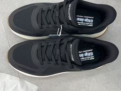 -SKECHERS 斯凯奇(上海国际时尚中心店)