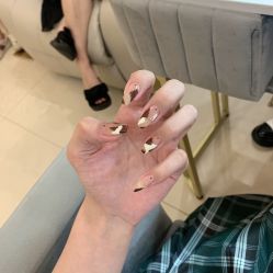 -Fanni美甲美睫皮肤管理