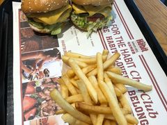 -The Habit Burger Grill 哈比特汉堡(爱琴海店)