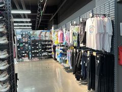 -迪卡侬(西三旗店)