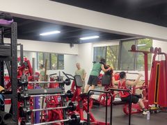 -坚果健身24小时工作室(定西路店)