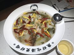 -江渔儿酸菜鱼(奥园广场金发购物中心店)
