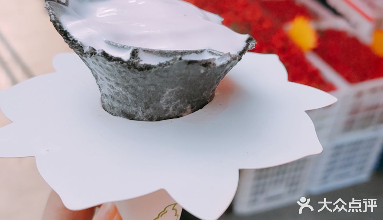 德克士新款白桃樱花风味冰淇淋尝新啦清新的少女粉颜