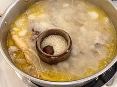 -朴小妹人参鸡汤火锅(长白山万达店)