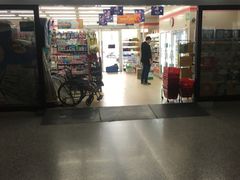 -711便利店(黄岛青医店)