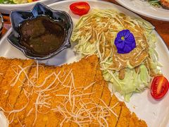 -mordew加州日记西餐&小酒馆(新天地店)