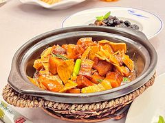 -新丁香海鲜酒店(银海商贸城店)