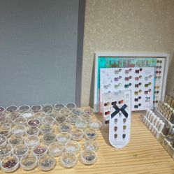 -甲·铺轻奢美甲美睫