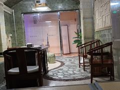 -裕龙汤泉