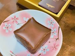 -好利来(上海虹桥新天地Lab主题店)