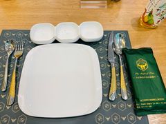 -庖丁兄弟干式熟成牛排自助餐厅(仁恒伊势丹店)