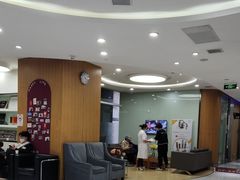 -雅悦齿科(顾村公园店)