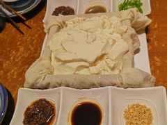 -95号酱骨·一块豆腐(展春园西路店)